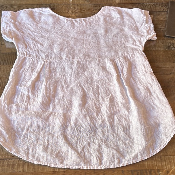 Gorgeous White Italian Linen Embroidered Top - Picture 14 of 14